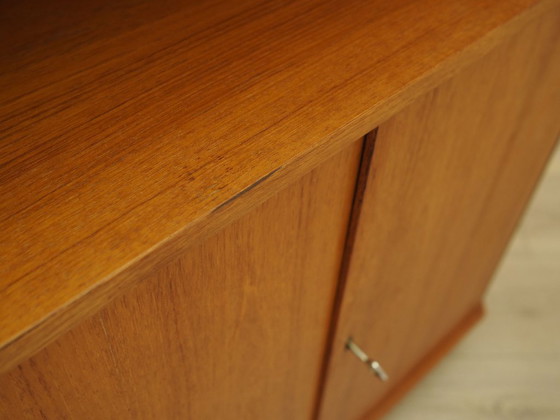 Danish Teak Corner Display Cabinet From The 1960s With Leaded Glass Doors – Wood (photo 9 of 15)