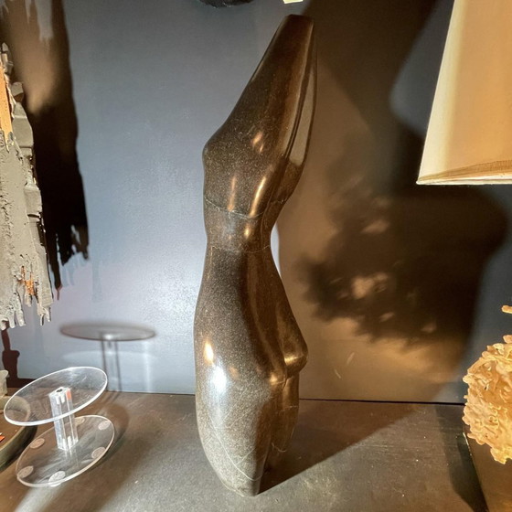 Sculptures abstraites de nu féminin en marbre noir, XXe siècle – Marble (photo 5 of 11)
