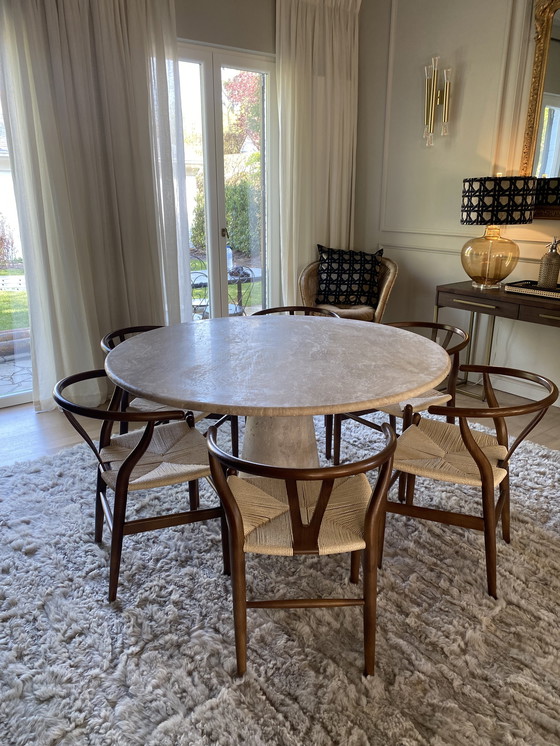 Image 1 of Table de salle à manger ronde en travertin 140 cm