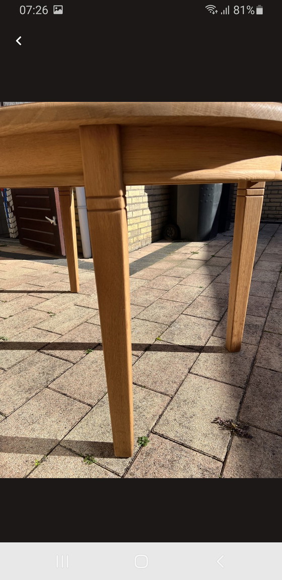 Image 1 of Table en chêne blanchi