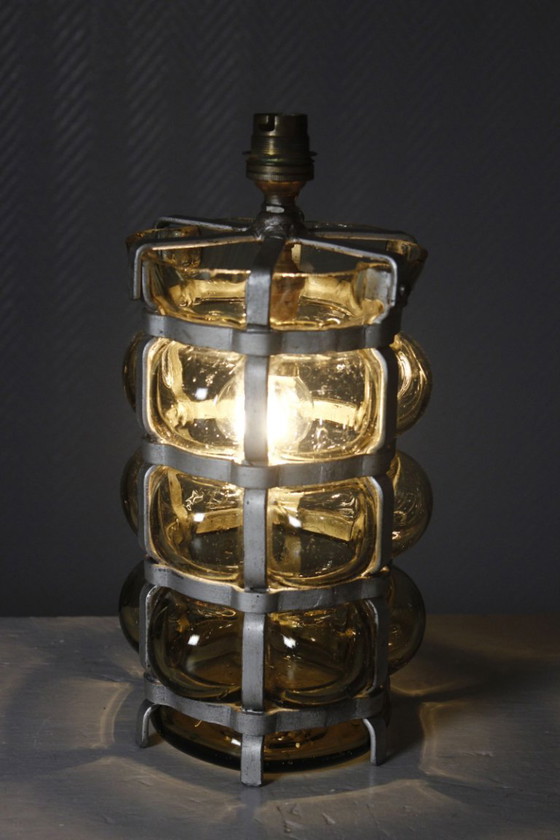 Vintage Brutalist Lamp Double Lighting Blown Glass in Cage 20th Century Design – Table lamps (photo 3 of 11)