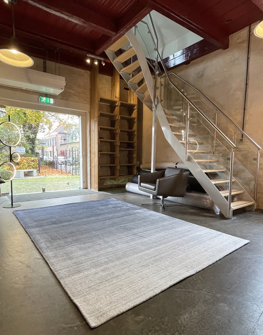 Leolux Evidence carpet Milan