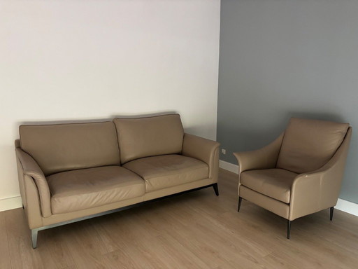 Duvivier sofa and two armchairs