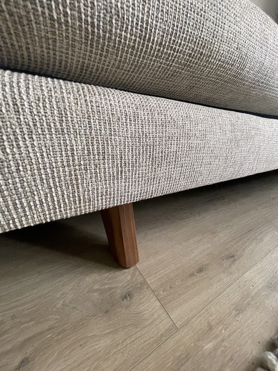 Image 1 of Montis Axel Japandi beige 3,5 posti con pouf appena rivestito