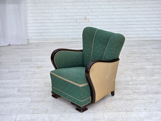 Image 1 of Deense fauteuil uit de jaren 60, bekleed met groene en beige meubelwol.