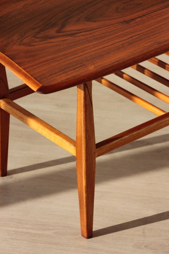 Image 1 of Vintage Everest Coffee Table in Walnut – "Surfboard" Style (1960s)