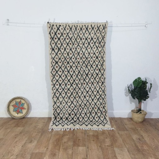 Diamond Berber Rug – Checked Berber Carpet | Moroccan Wool Rug | 204 × 102 cm