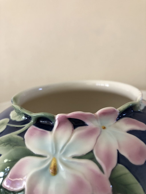 Vaso in porcellana Franz