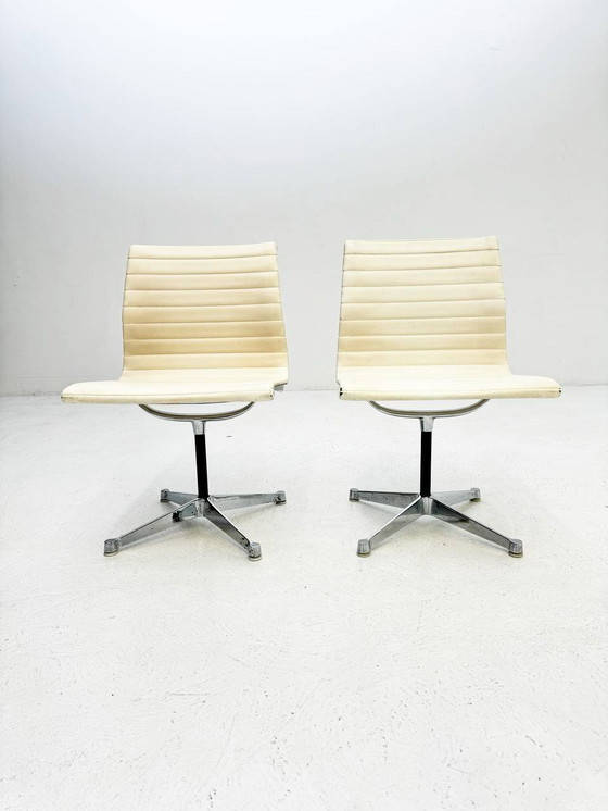 Image 1 of Lot de 2 : Herman Miller Ea 105 Chaise De Vitra