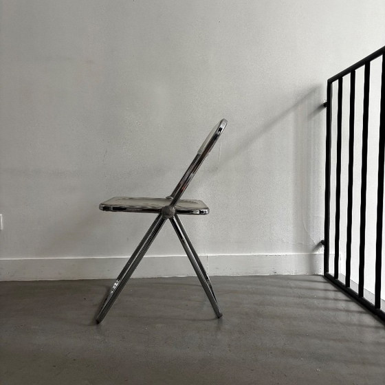 „Plia“-Stühle von Giancarlo Piretti für Castelli – Anonima Castelli, Klappstühle, Metal, Plexiglass (photo 10 of 16)
