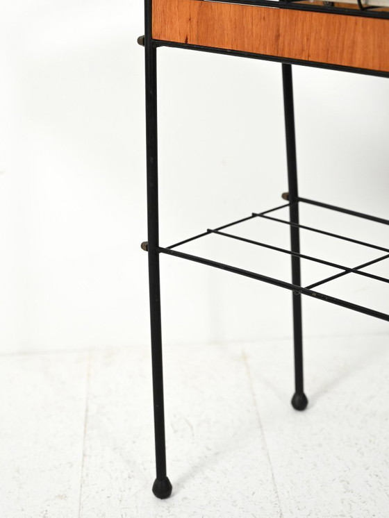 Image 1 of support à plantes scandinave en métal noir et teck