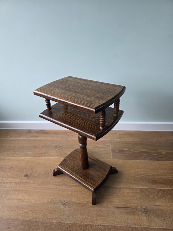 Image 1 of Vintage boeken- en bijzettafel eikenhout