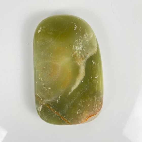 Image 1 of Vintage asbak/sieradenschaaltje uit de jaren 70 van groene onyx – natuursteen