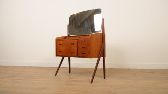 Image 1 of Coiffeuse vintage | Design danois | Teck