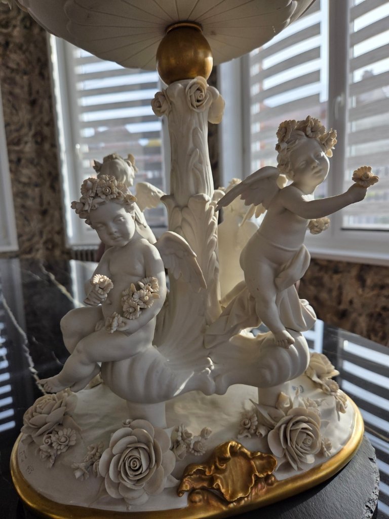 Cesare Villari - Sculpture - Biscuit porcelain - 20th century (Ref