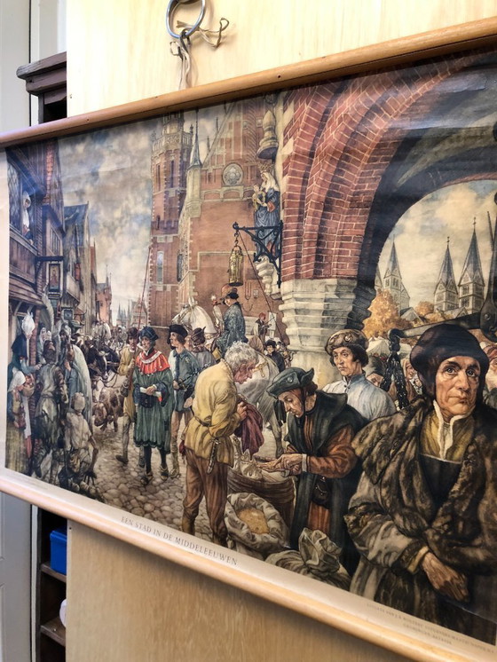 Image 1 of Vintage schoolplaat schoolkaart Een Stad in de Middeleeuwen 110 x 75  JB Wolters Groningen