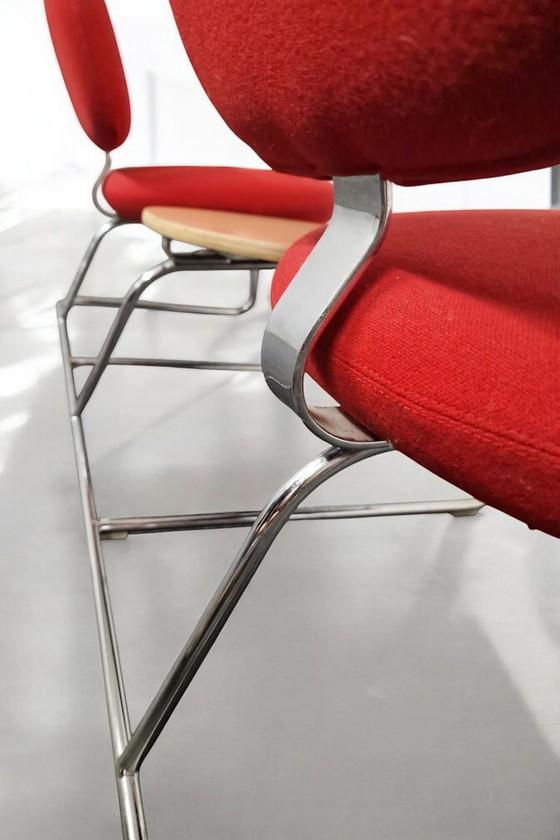 Image 1 of Banc iconique Artifort Vega en tissu rouge vibrant