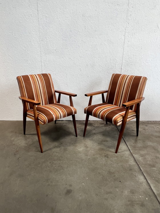 Image 1 of Deux fauteuils vintage en bois avec tissu rayé, 1970