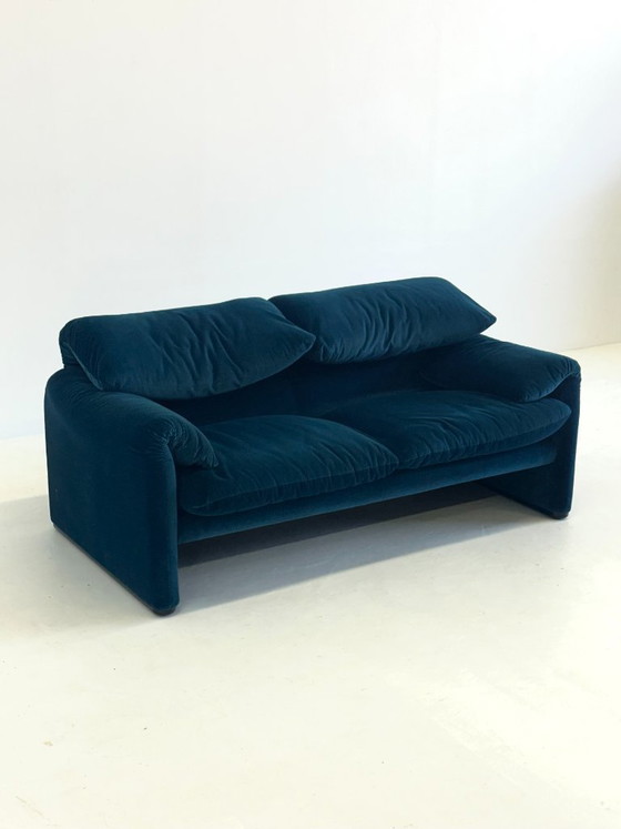 Image 1 of Divano 2 posti Cassina Maralunga a righe verde-blu di Vico Magistretti