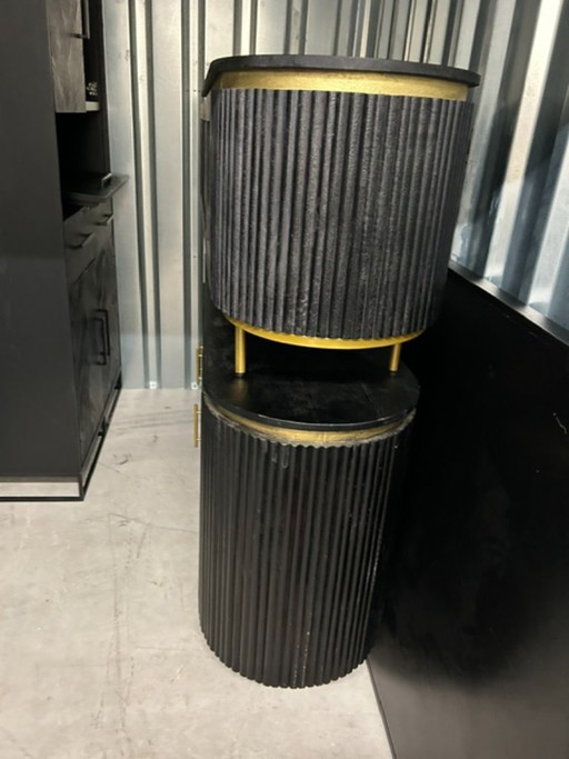 Aparador de lujo macizo y/o mueble de TV nuevo sin usar