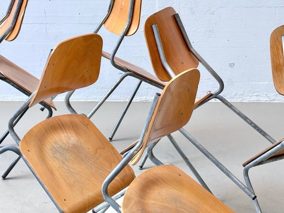 Image 1 of Set aus 6 Embru Stapelstühle aus Formsperrholz und Stahlrohr, Schweiz, 1950erJahre