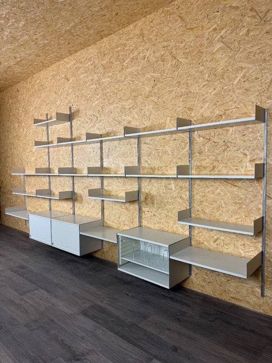 Jaren 60 70 Wandrek Wall Unit van Dieter Rams voor Vitsoe 606 – Metal (photo 8 of 22)