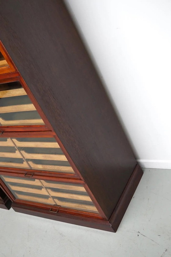 Image 1 of Armario de mercería inglés con puertas de cristal, circa 1920/1930