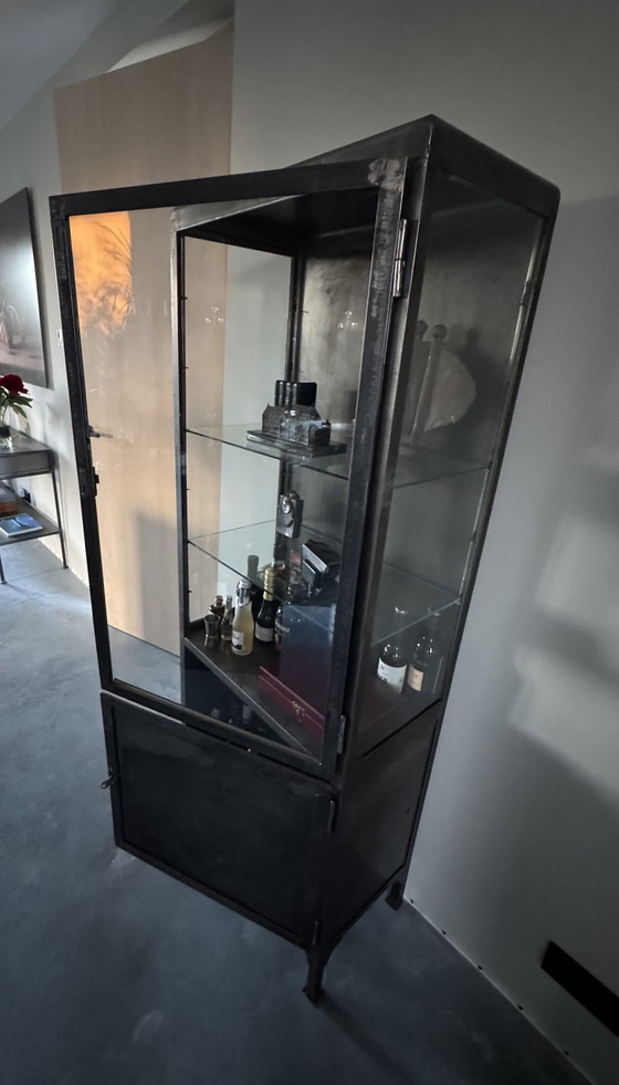 Image 1 of Vintage-Medizinschrank