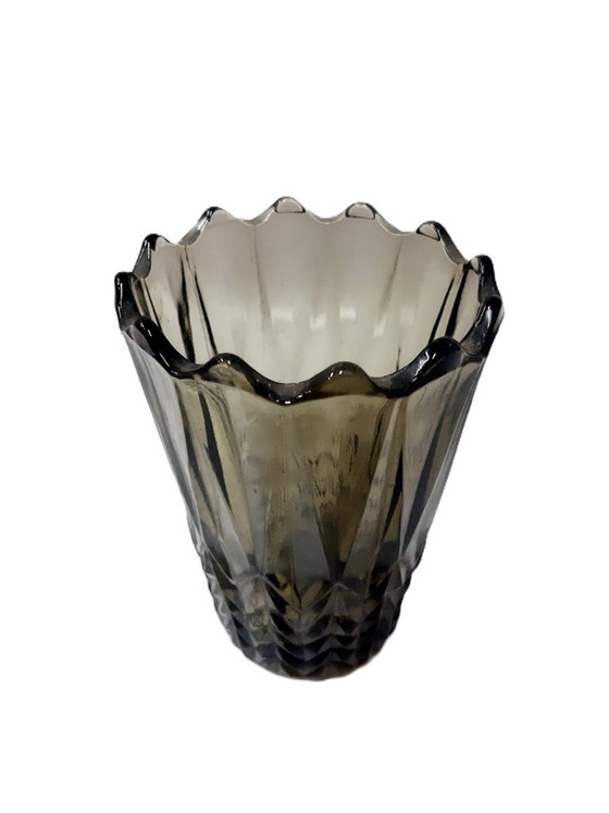 Image 1 of Vintage sierlijke gerookte groene glazen vaas