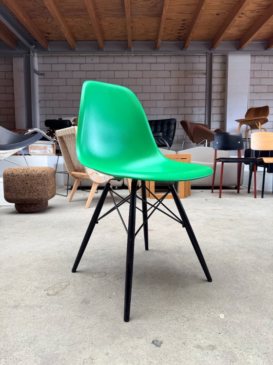 Image 1 of Sedia Vitra Eames DSW (2x)