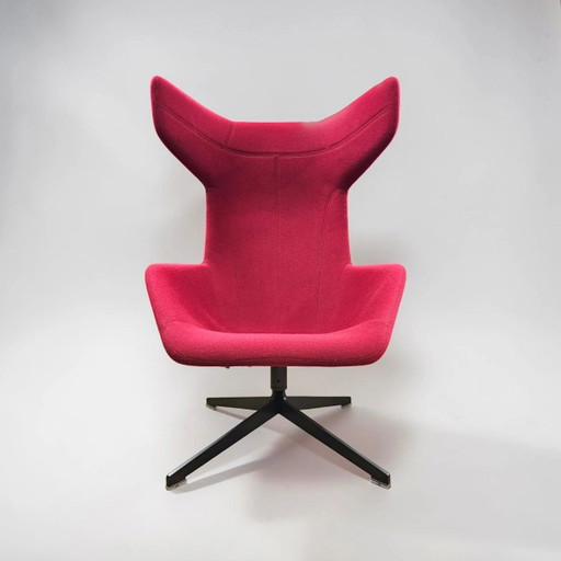 ALFREDO HÄBERLI / armchair “Take a line for a walk” / Moroso / Italy / design 2003 / red wool