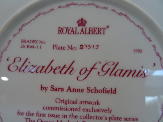 Image 1 of Assiette Royal Albert