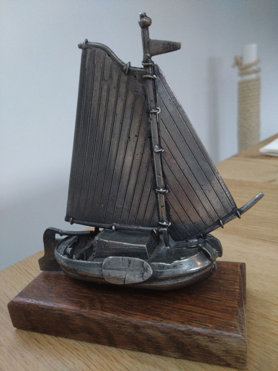 Ornamental Pewter Dutch Flat-Bottom Boat – onbekend, Decorative Objects, Other (photo 3 of 5)