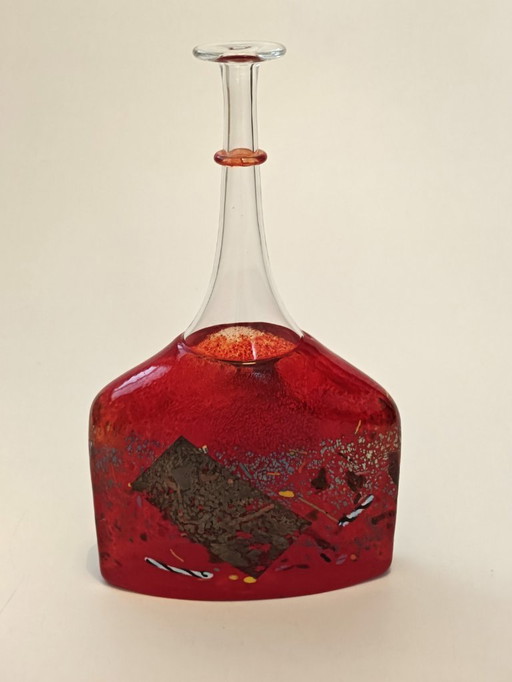 Beautiful orange vase by Bertil Vallien for Kosta Boda, type Satelitte