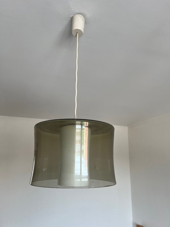Image 1 of Lampe suspendue en verre et opaline, Vintage