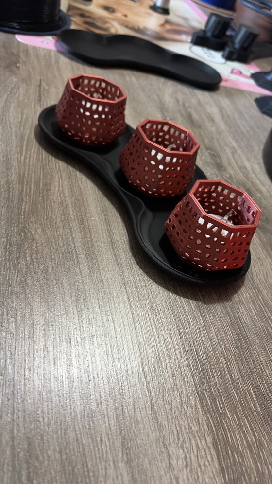 Image 1 of Leuke 3d gemaakte decoratie! Vasen fruitschalen van alles :)