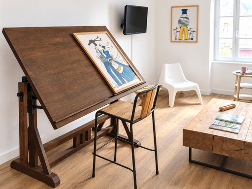 Antigua Mesa de Arquitecto de Nogal – Gran Modelo Ajustable – Mueble de Oficio