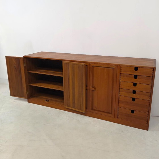 Image 1 of Teak dressoir Deens jaren 70 Skovby Møbelfabrik