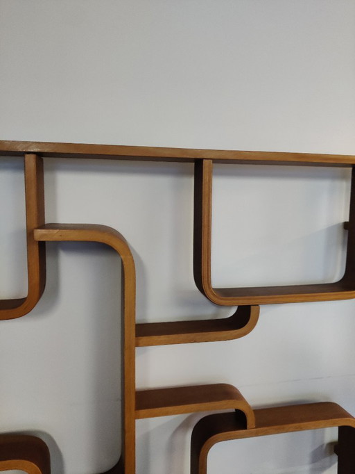 Separador de ambientes Ludvik Volak