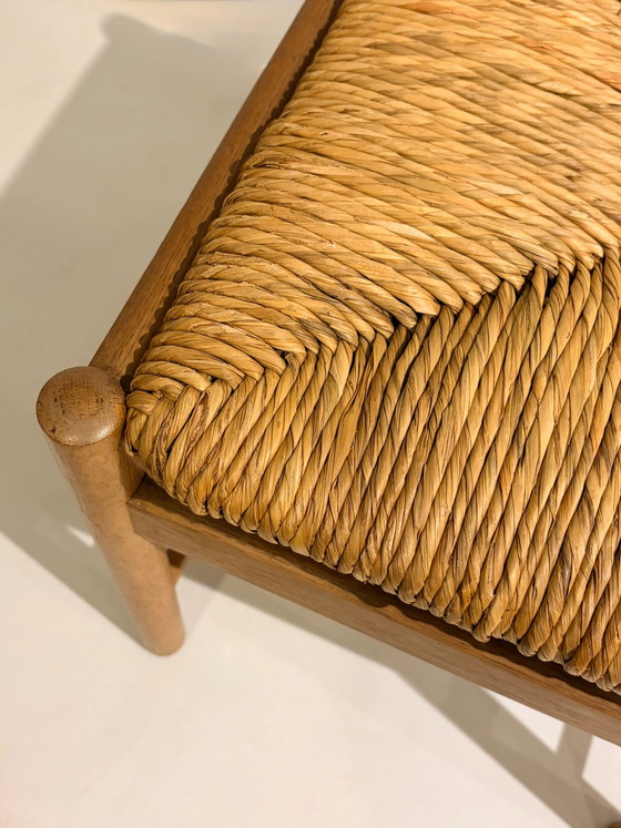 Vintage oak stool with woven seat – Scandinavian (photo 2 of 4)