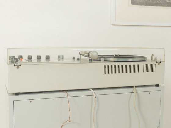 Image 1 of BRAUN "Audio 300, L 60 & L530" compact audiosysteem, Dieter Rams, jaren 70, vintage