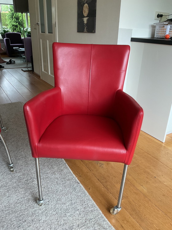 Image 1 of Dining table with 6 leather chairs