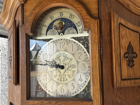 Grote eikenhouten staande klok met slagwerk en maanfase-indicator – Klokken, Wood, Brass (photo 11 of 15)