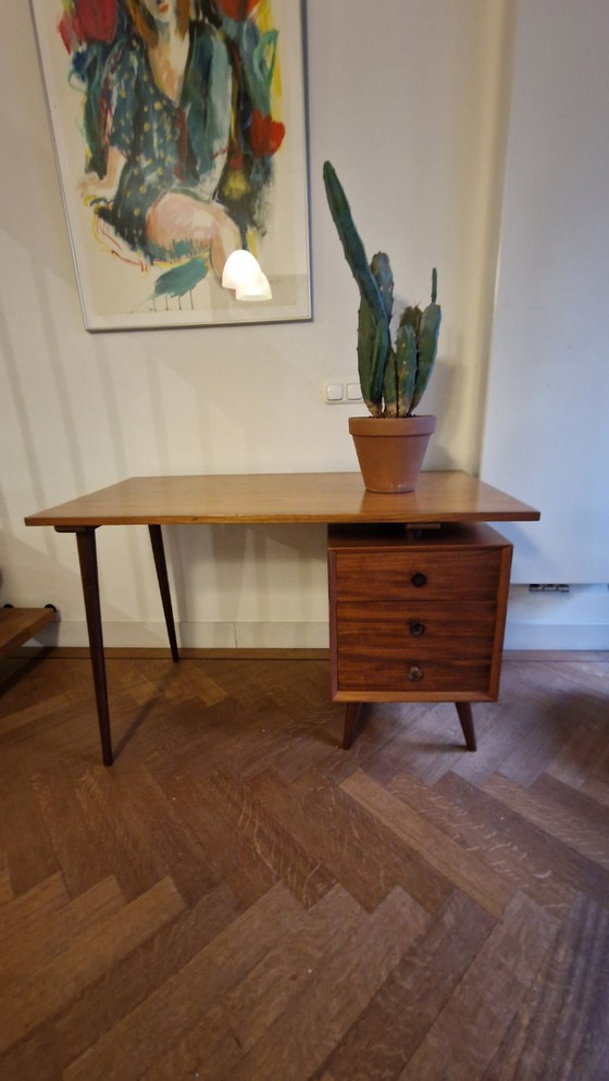 Image 1 of Scrivania danese vintage in teak