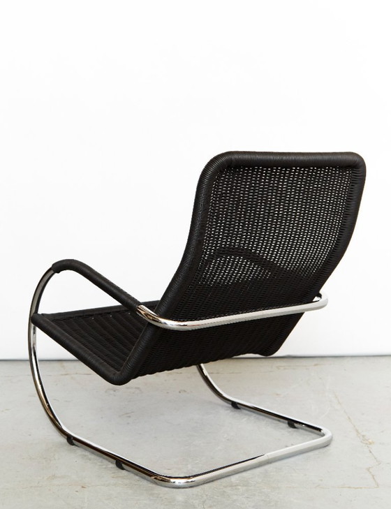 Image 1 of Sedia a sbalzo Anton Lorenz D35 e pouf C35 per Tecta