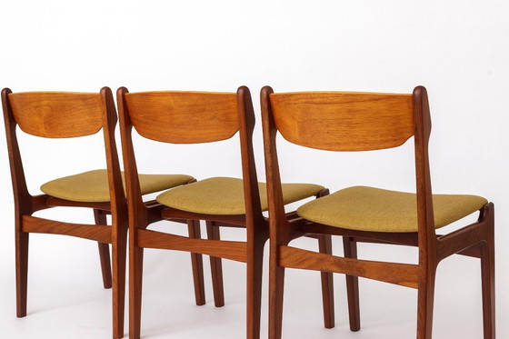 Image 1 of Set of 4 Teak Dining Chairs in the Style of Erik Buch, Mid-Century Modern, Newly Upholstered Vintage Chairs