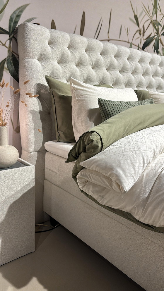 Image 1 of Boxspring Sundsvall