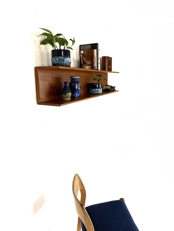 Image 1 of Vintage XL (150cm!) teakhouten wandplank ‘60