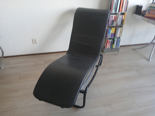 Chaise longue
