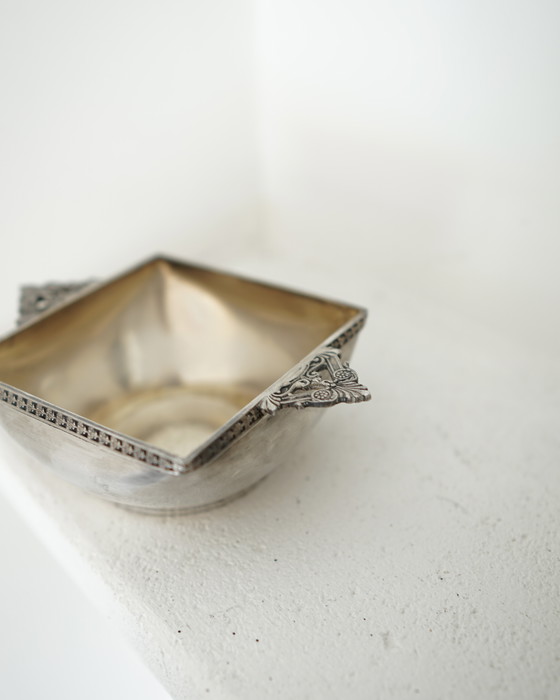 Image 1 of Vide-Poche / Cendrier Carré Vintage en Métal Argenté – Poinçons “8” et “KM” Style Art Déco 1930